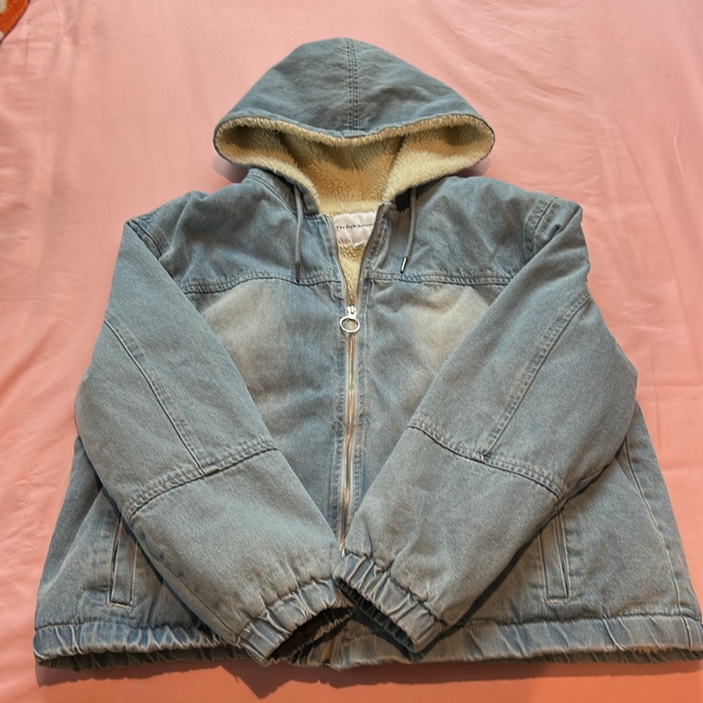 Brand: The Style Between Us
Size XL
Vintage